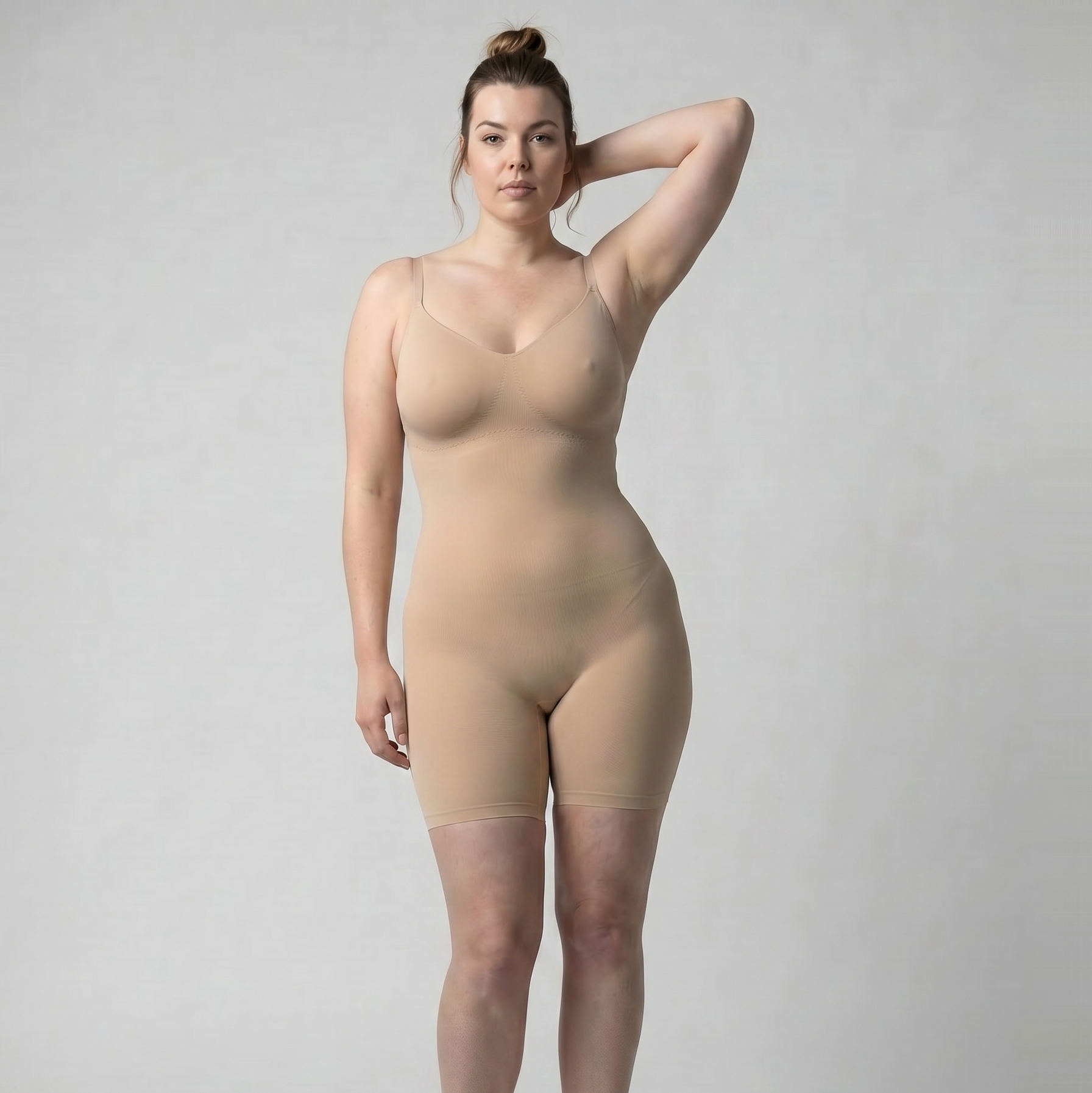 Shorts de corps Silken™ Second Skin de SILKEN SHAPE, invisible et anti-frottement, portés par un mannequin virtuel.
